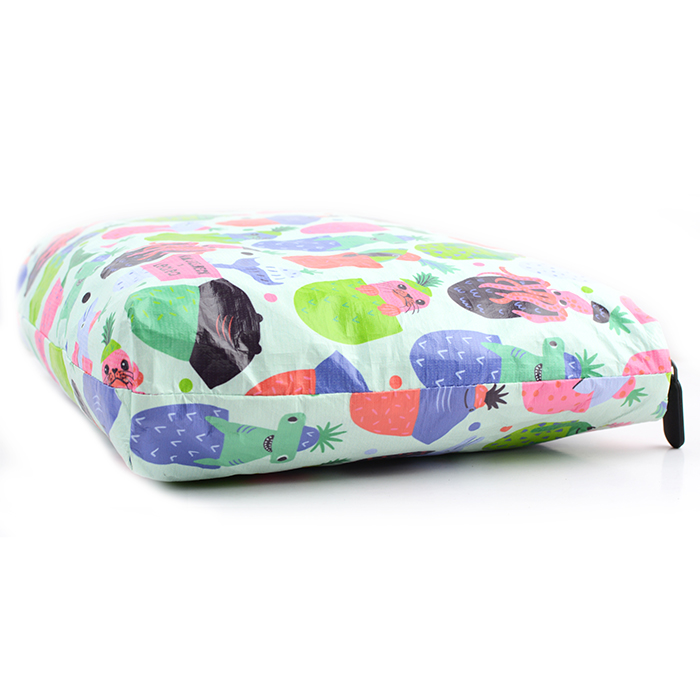 Medium Cute Sea Animal Printed Classic Tvyek Funny Makeup Bag Dupont Paper Cosmetic Bag Fashion Waterproof Storage Bag