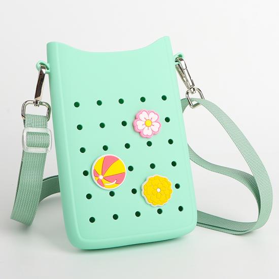Hands-free iPhone 17 crossbody phone bag