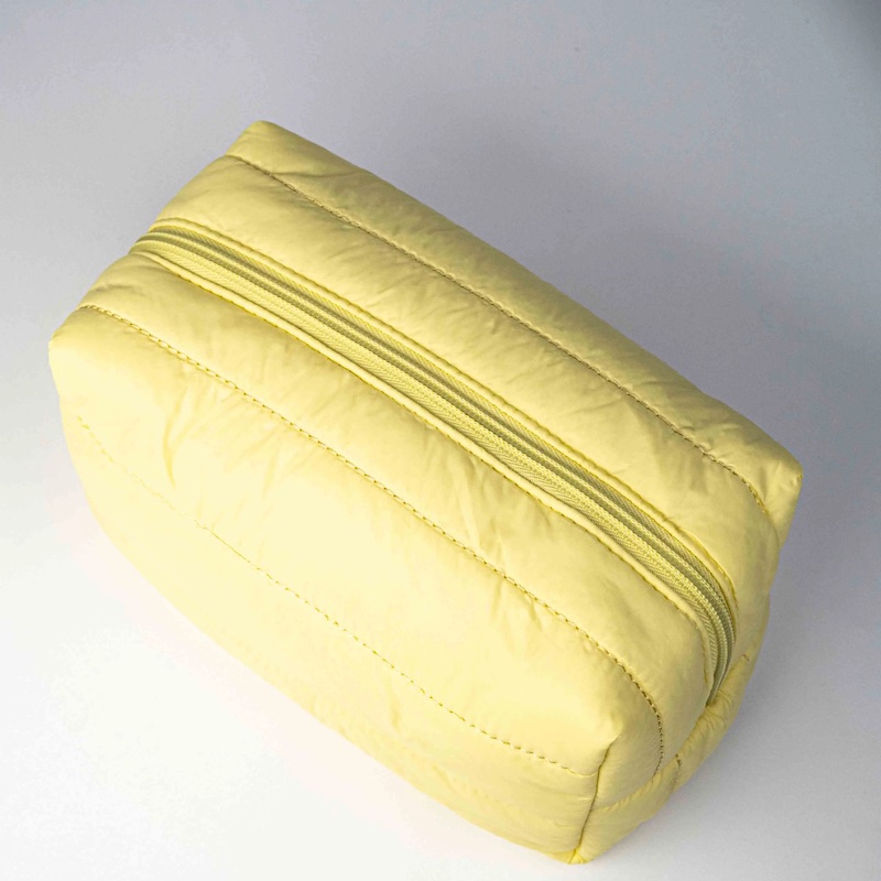 BSCI-Certified Fluffy Nylon Travel Cosmetic Bag – Custom Handheld Storage Case (OEM/ODM Available)