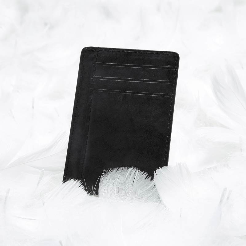 4 TRENDY ALTERNATIVES TO CREDIT CARD SLEEVES